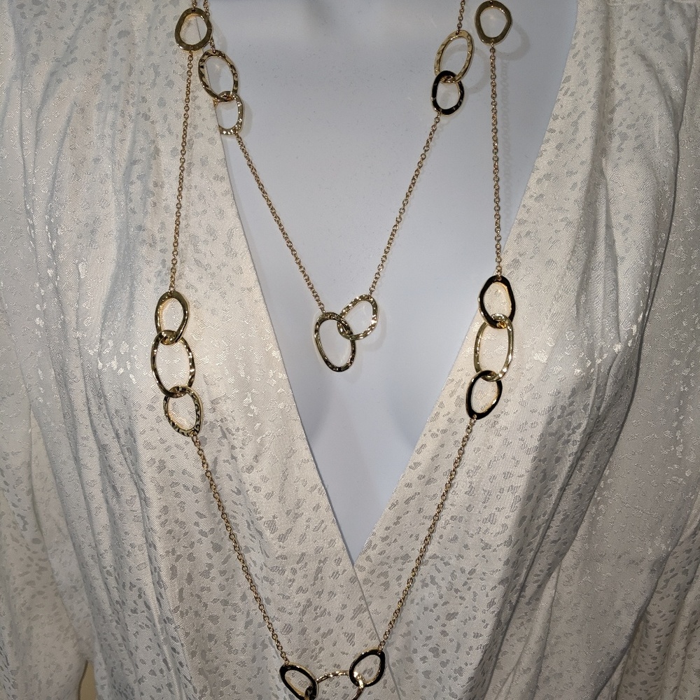Gold tone double strand necklace-34"